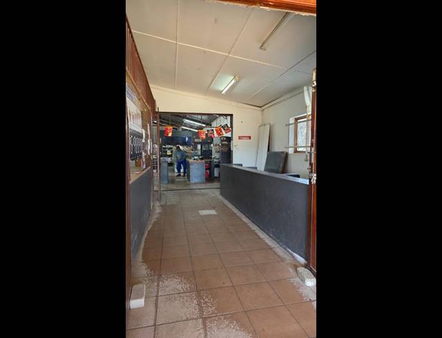 BUSINESS FOR SALE IN THERONVILLE